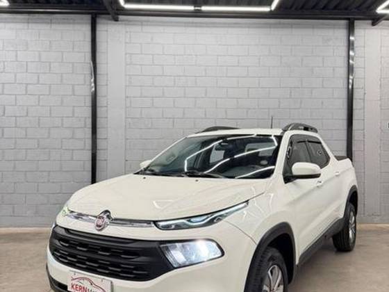 FIAT TORO 1.8 16V EVO FLEX FREEDOM AT6 FIAT TORO 1.8 16V EVO FLEX FREEDOM AT6